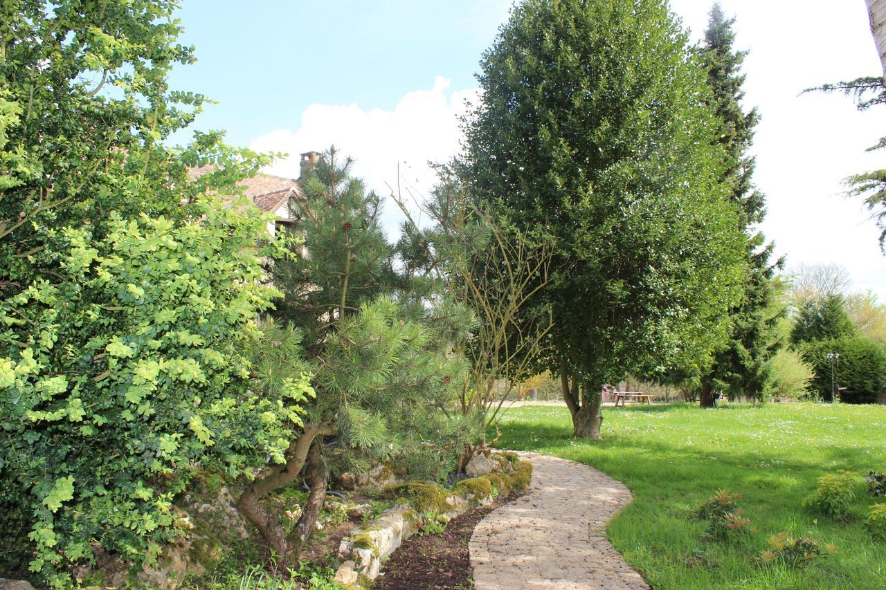 Le Clos Dormont Saint-Etienne-sous-Bailleul Luaran gambar